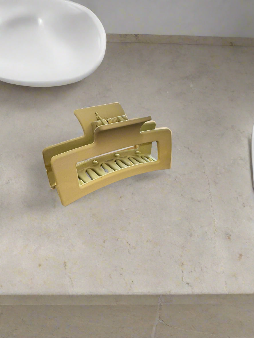 Matte Medium Hair Clip