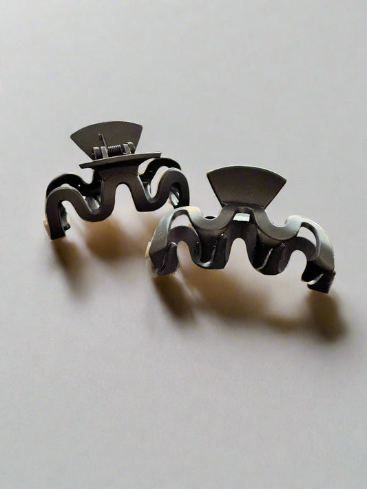 Wavy Shaped Hair Claw Clip