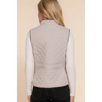 Elle Vest