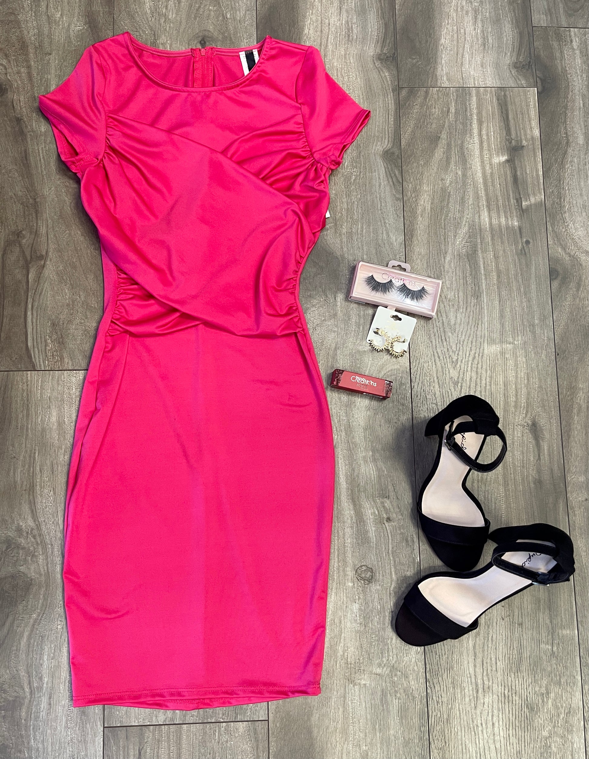 Elsy Dress| Curve Hugging Bodycon Mini Dress| Lily's Fashion Boutique Elsy Dress| Curve Hugging Bodycon Mini Dress| Lily's Fashion Boutique